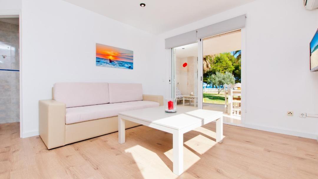 Sun Of The Bay Apartment Alcudia  Bagian luar foto